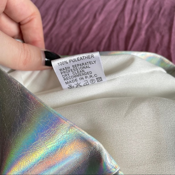 Holographic Skirt - Picture 6 of 9